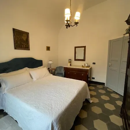 Scia Dina Bed & Breakfast